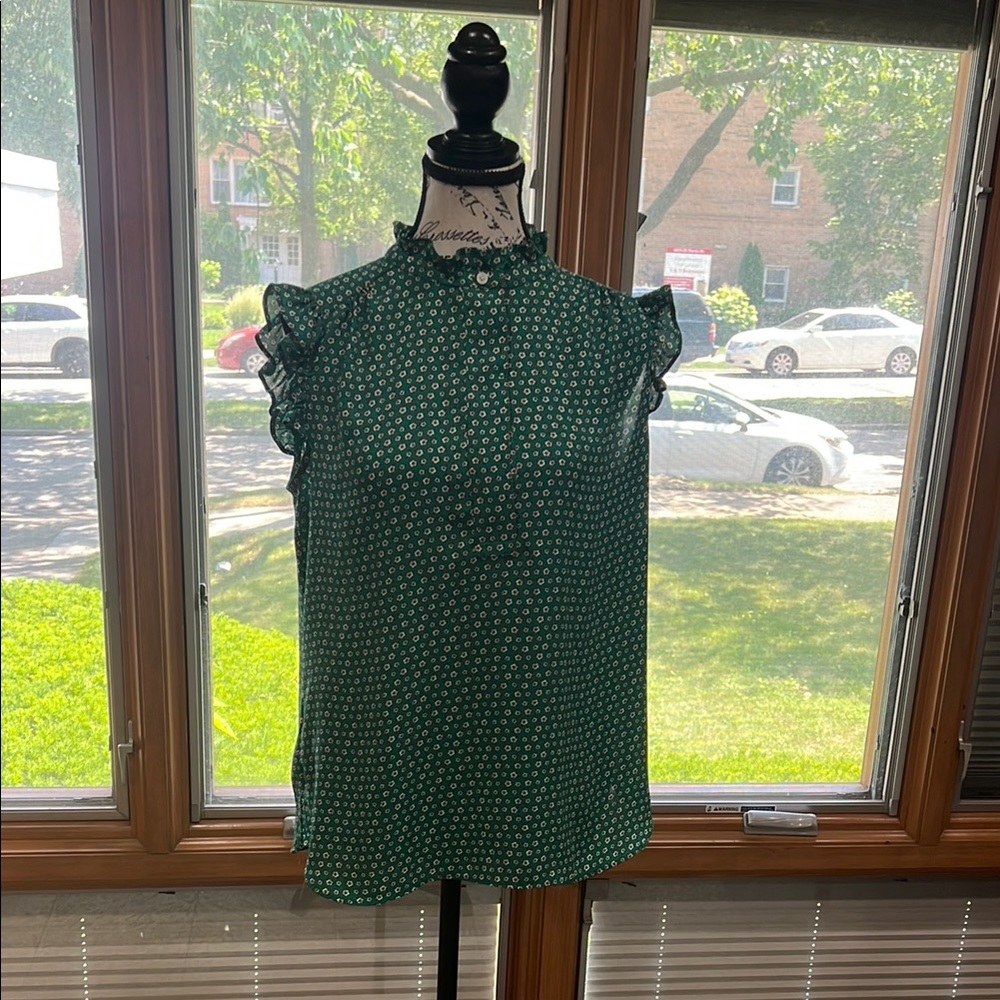 LOFT Green Ruffle Sleeveless Women's Top